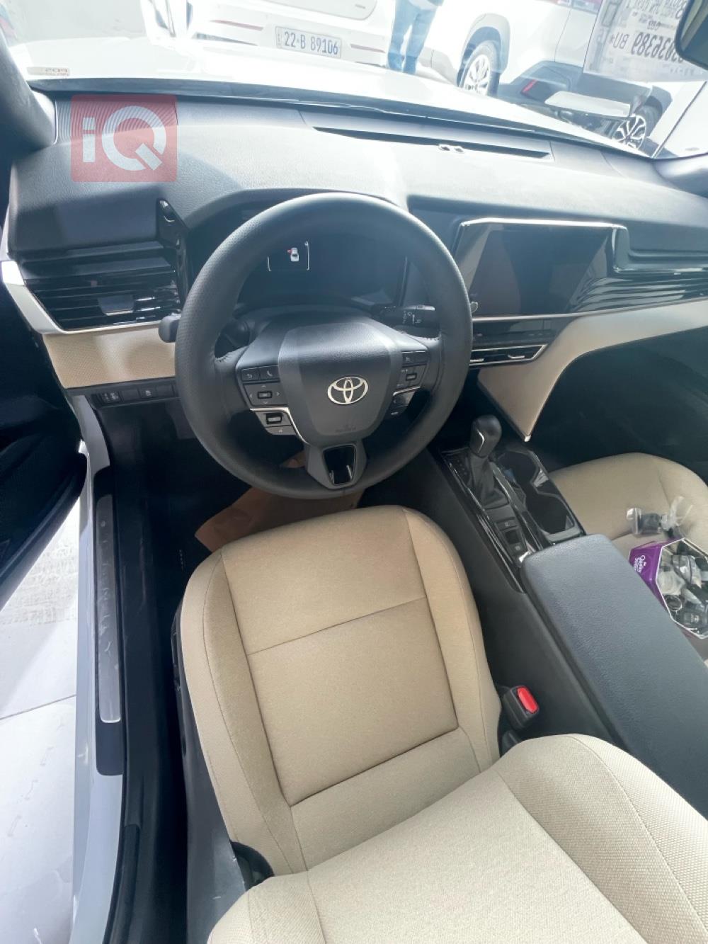 تۆیۆتا کامری